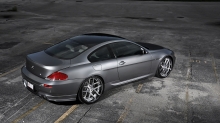 Серебристый BMW 6 series с черной крышей